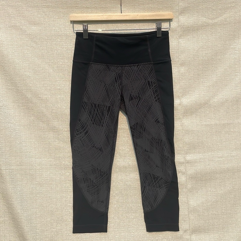 Athleta Palm Salutation Capri Flint Grey Size Small